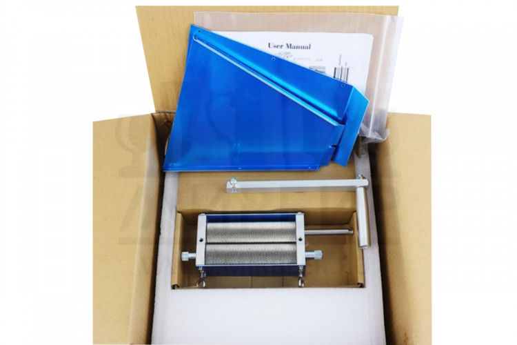 Мельница двухвальцовая с подставкой из полозьев (нерж сталь)